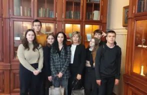 ПОСЕЩЕНИЕ ВЫСТАВКИ "ВСТРЕЧАЮТ ПО ОДЁЖКЕ. ИСКУССТВО КНИЖНОГО ПЕРЕПЛЁТА"